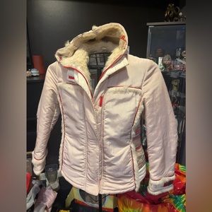 Vintage  Cream & Red Accent Quilted Jacket Fur Lining S/Med Women’s Coat